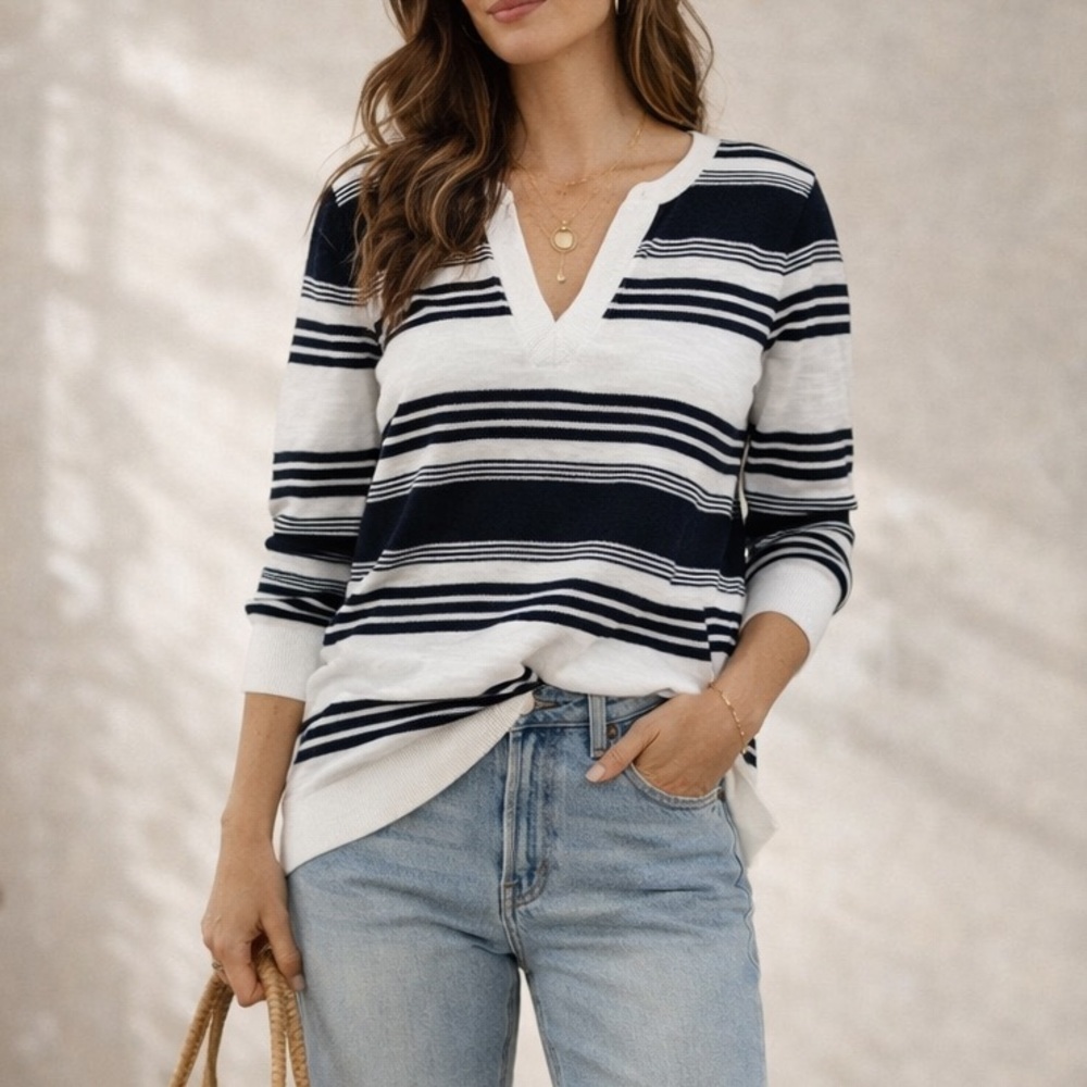 Ann Taylor loft striped pullover knit sweater/ top/!lightweight ❤️